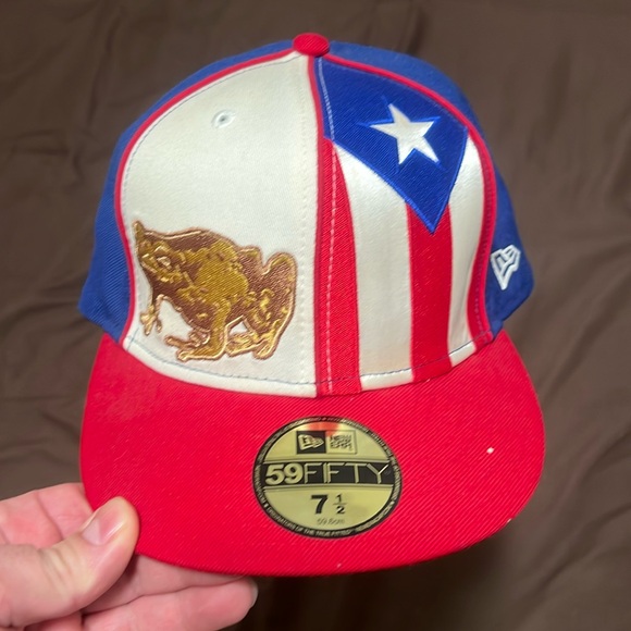 Hat - Picture 1 of 3